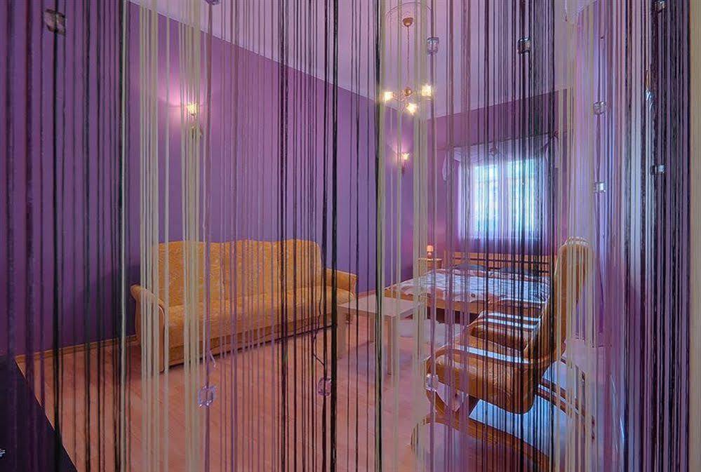 Hostel 70S Krasków Eksteriør bilde